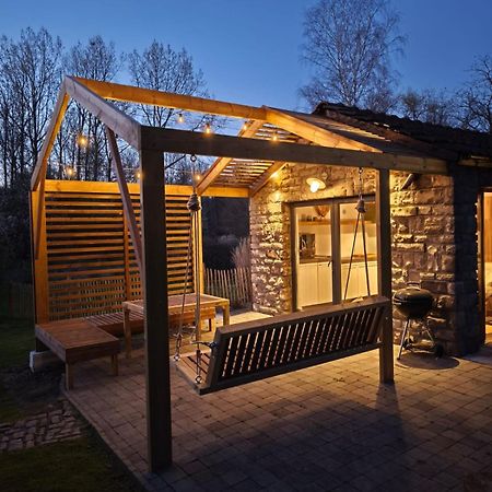 Out & Lodge Les Spirous Les Géronsarts Exterior photo